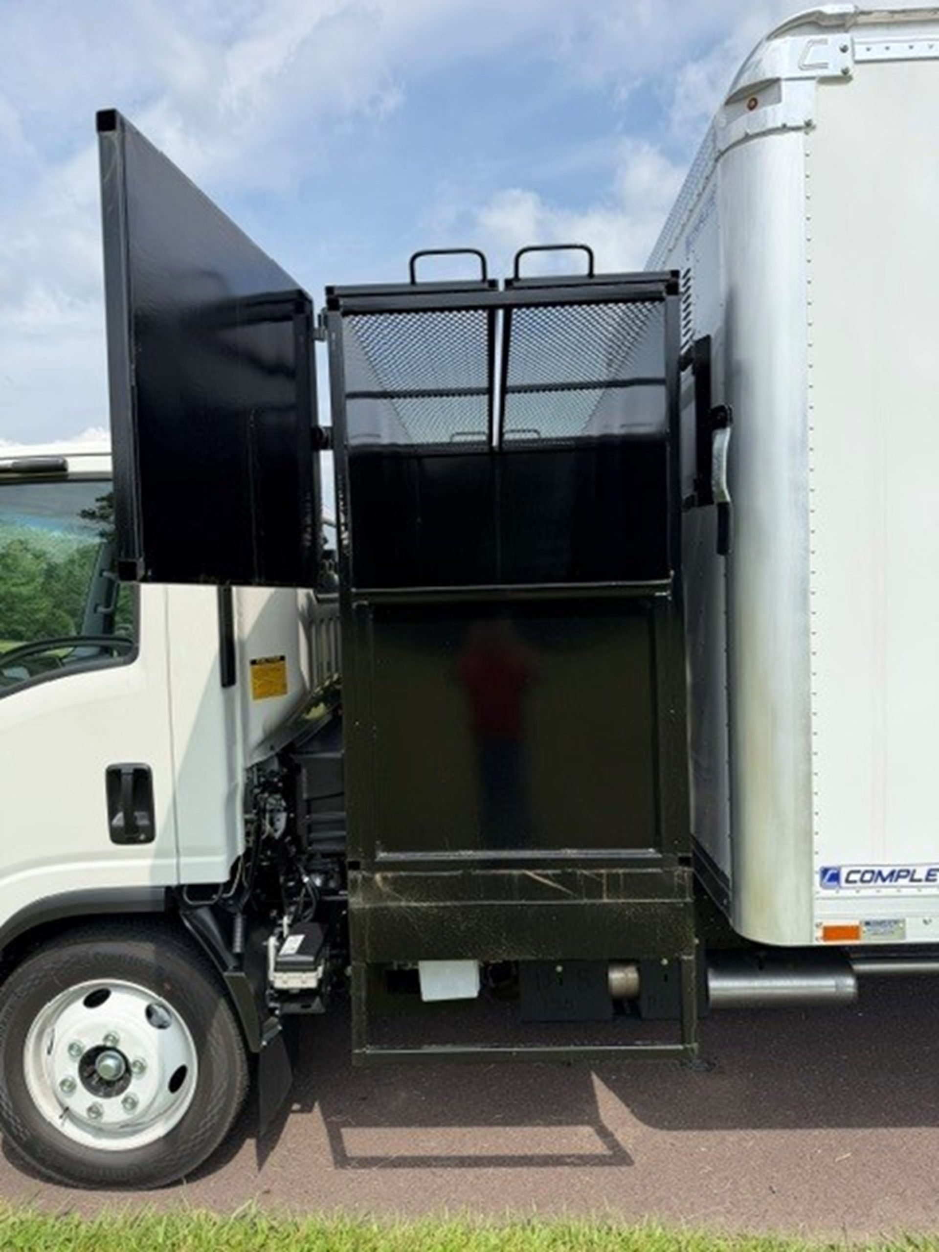 2026 Isuzu in Souderton, PA — photo 2