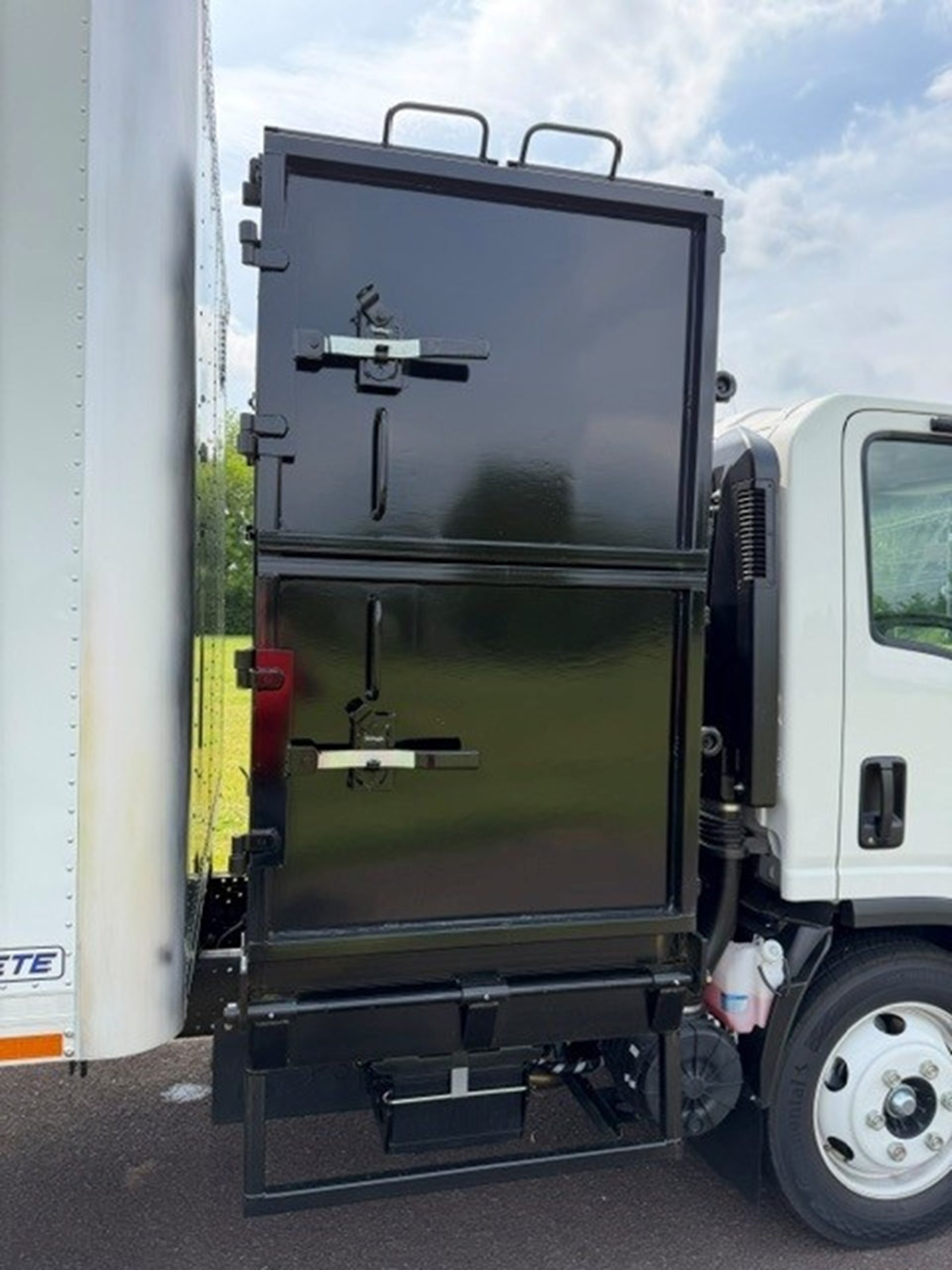 2026 Isuzu in Souderton, PA — photo 6