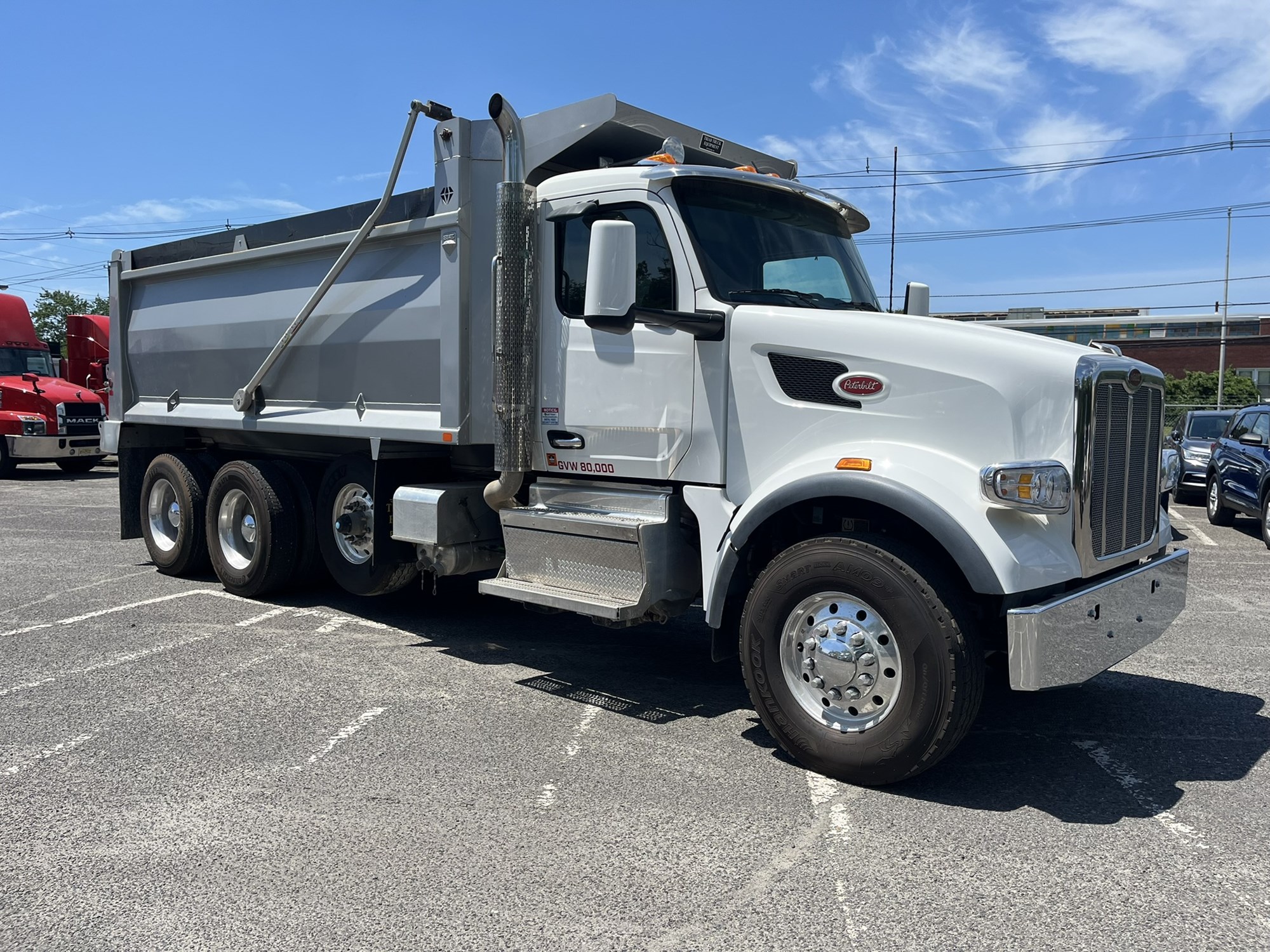 2025 Peterbilt in Conshohocken, PA — photo 3
