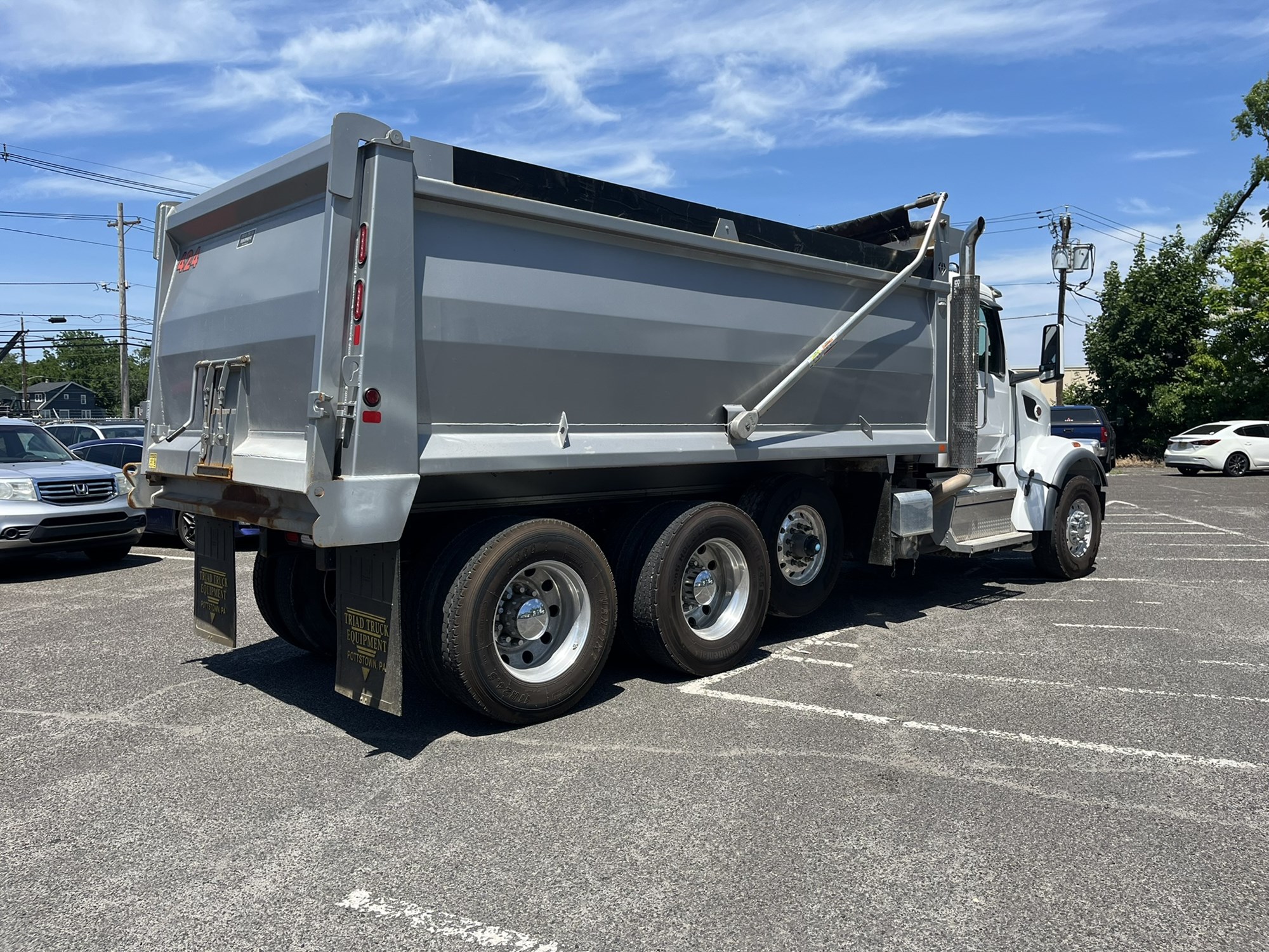 2025 Peterbilt in Conshohocken, PA — photo 4
