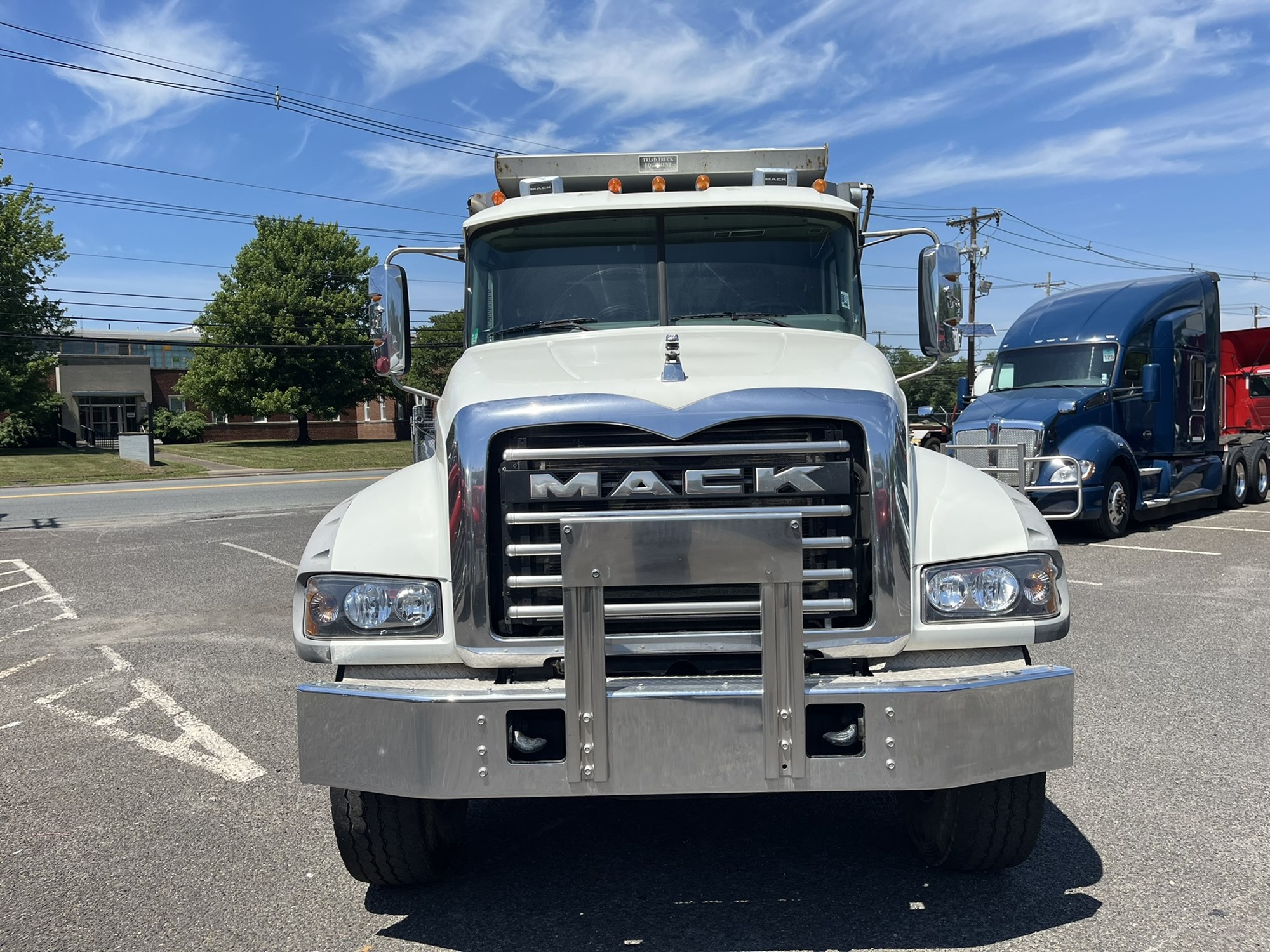 2020 Mack Granite in Conshohocken, PA — photo 2