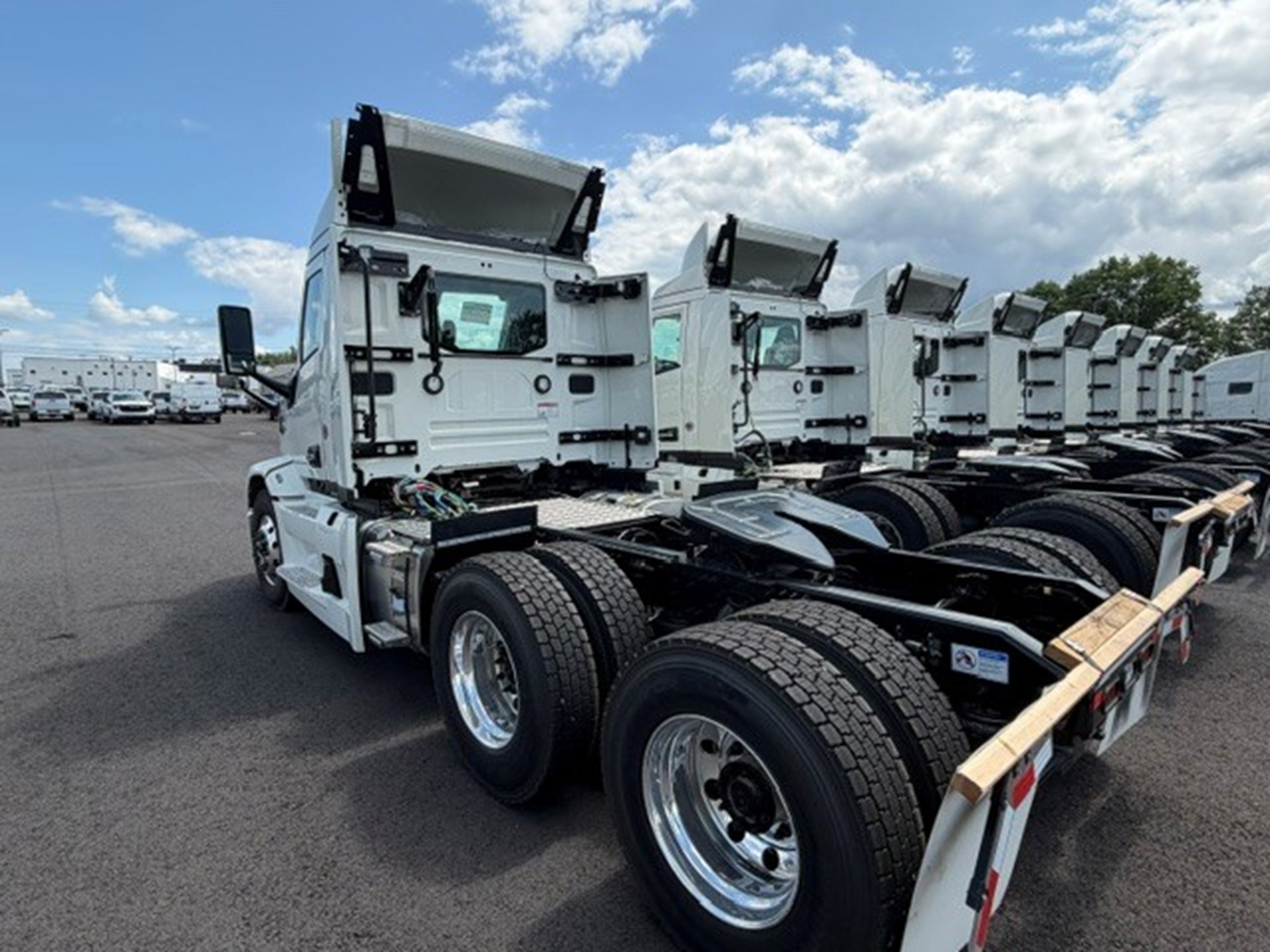 2026 MACK PIONEER 64T MOD 2026 MACK PIONEER 64T MOD - image 5 of 5
