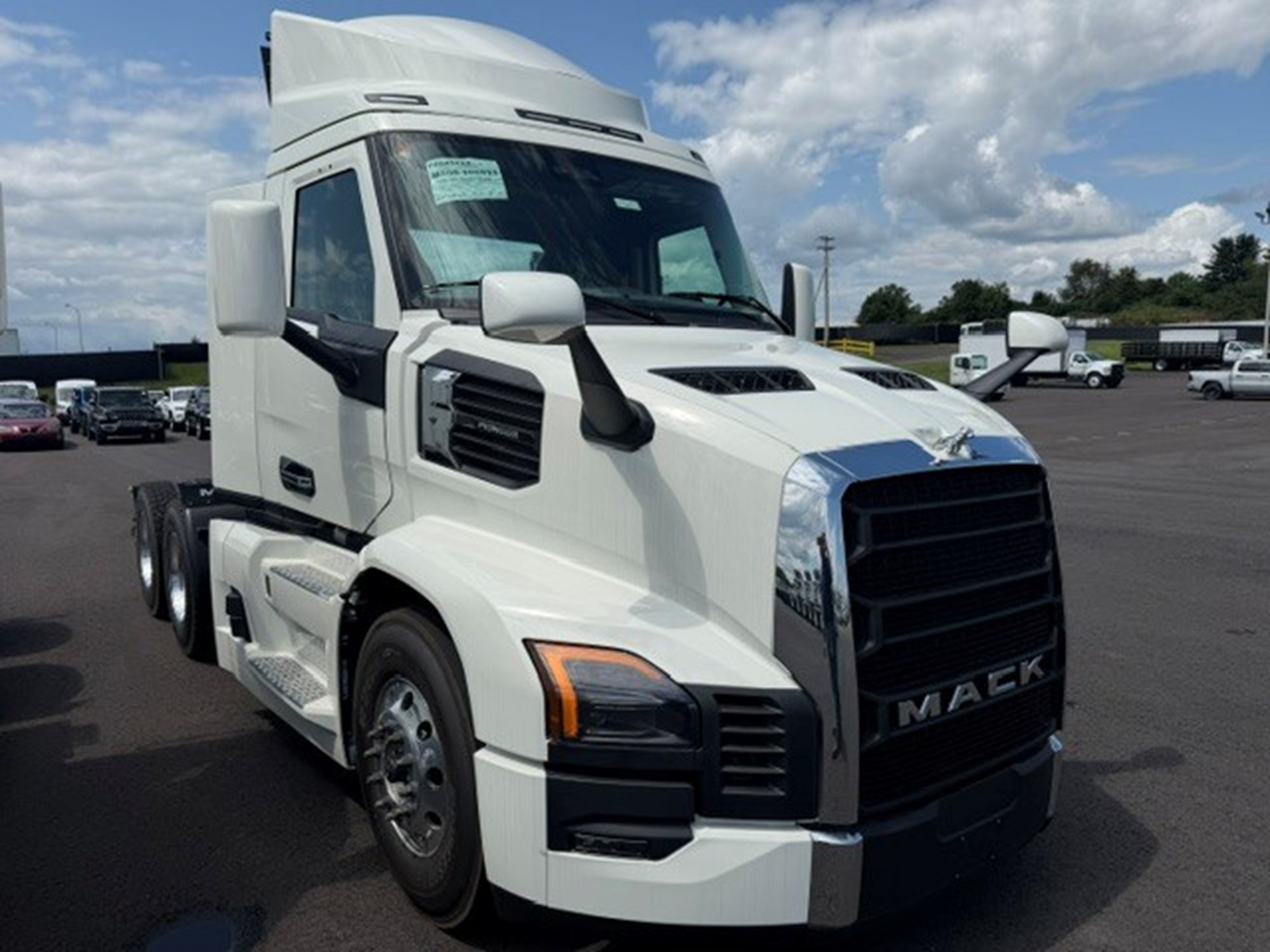 2026 MACK PIONEER 64T MOD 2026 MACK PIONEER 64T MOD - image 3 of 5