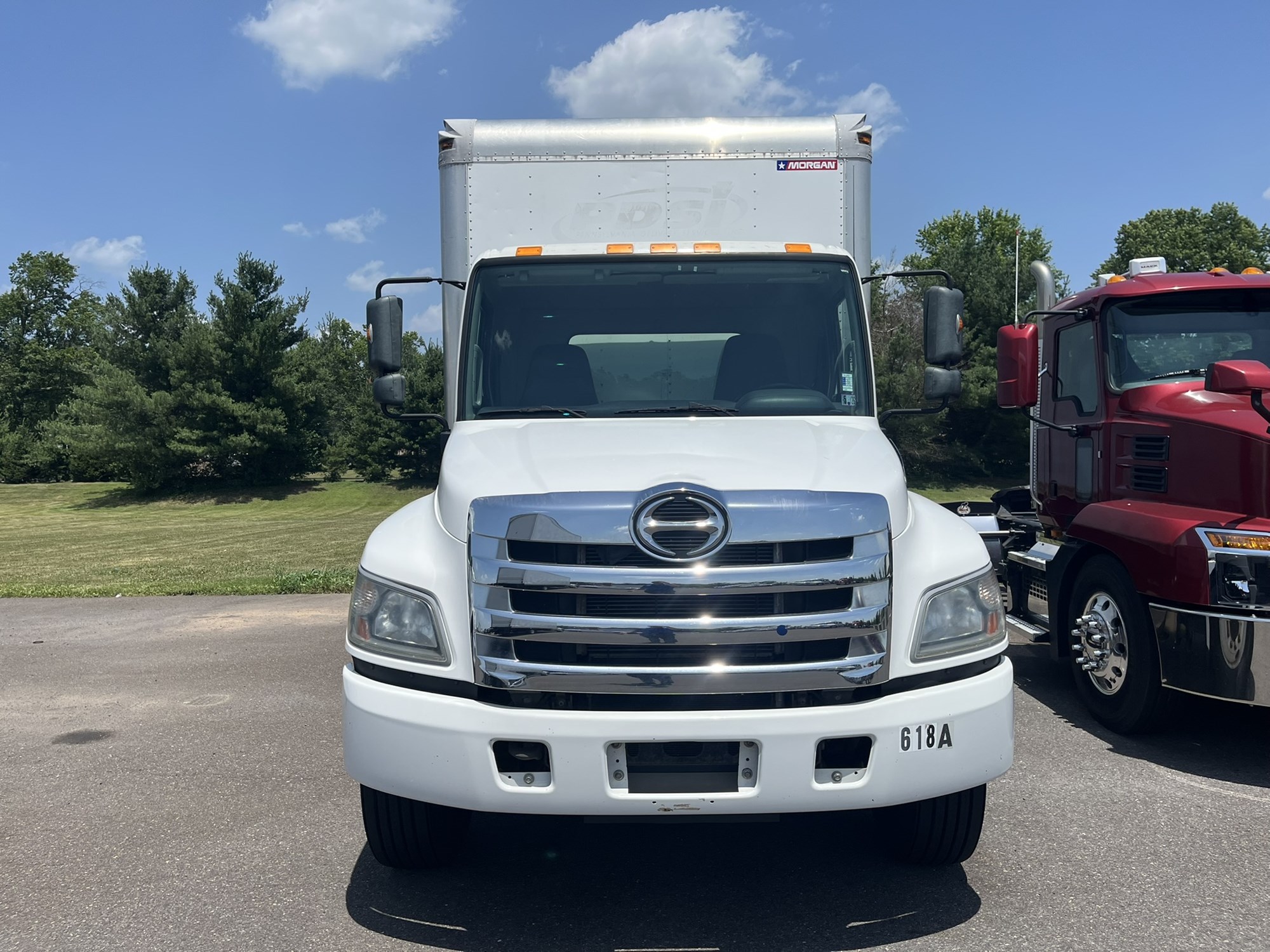 2019 Hino 268 in Pennsauken, NJ — photo 2