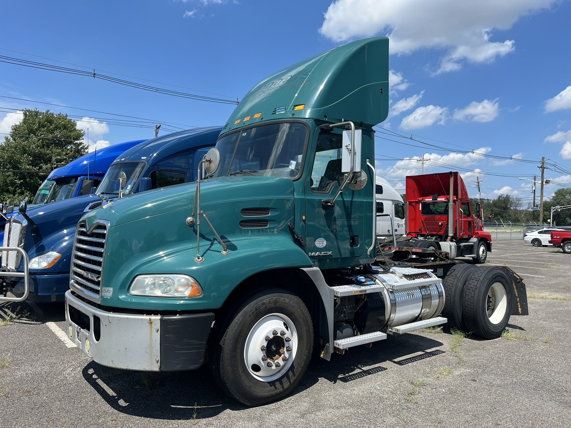 2014 MACK CXU612 2014 MACK CXU612 - image 1 of 6
