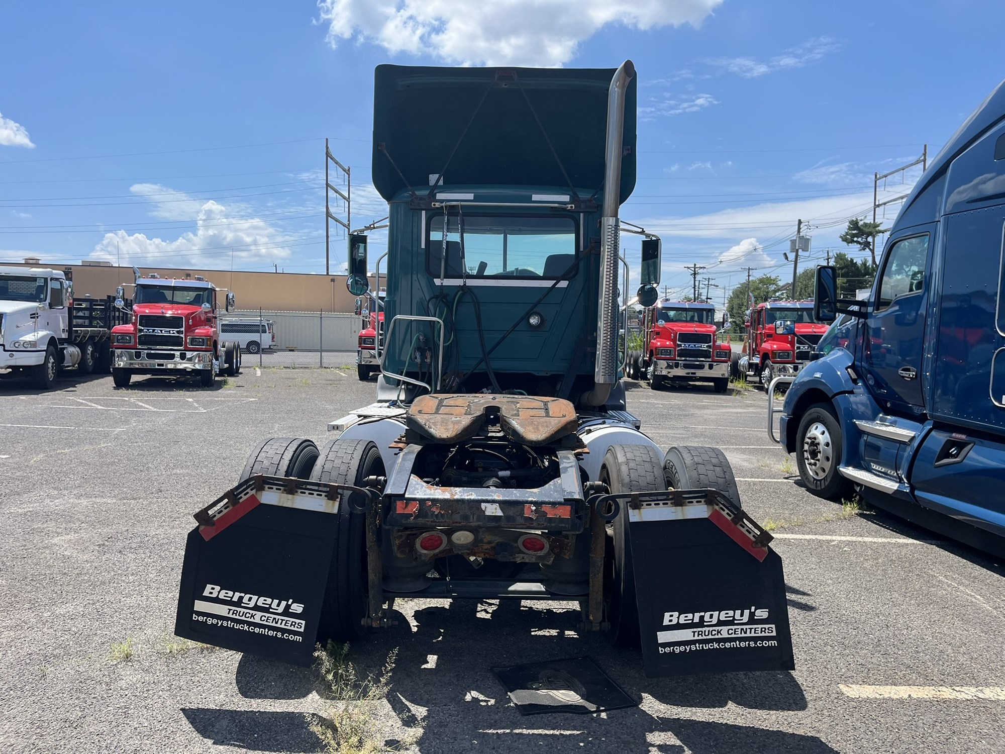 2014 MACK CXU612 2014 MACK CXU612 - image 5 of 6