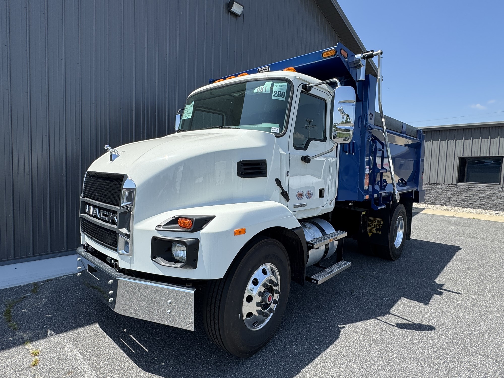 2026 MACK MD742 - image 1 of 6