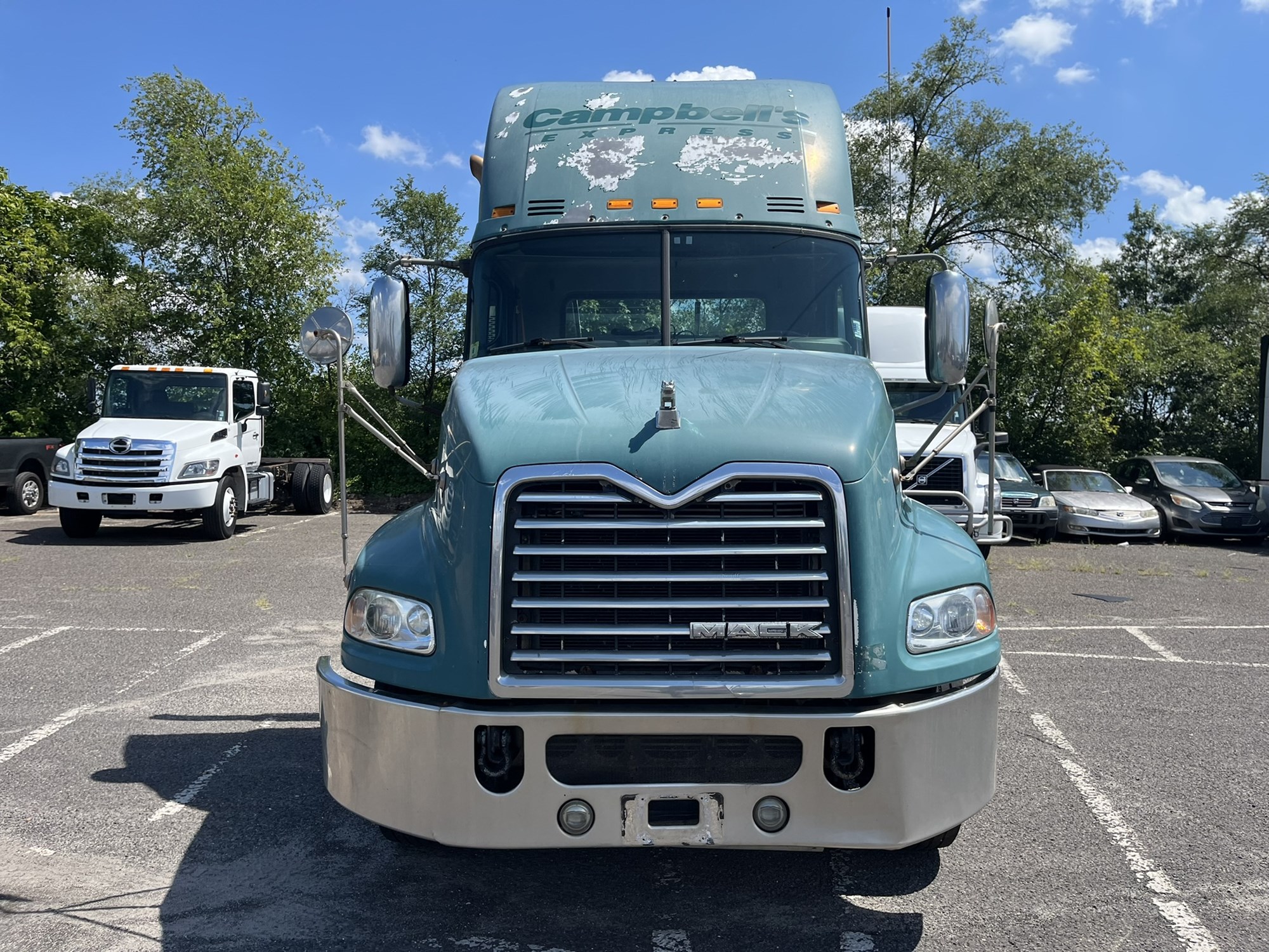 2011 MACK CXN613 2011 MACK CXN613 - image 2 of 6