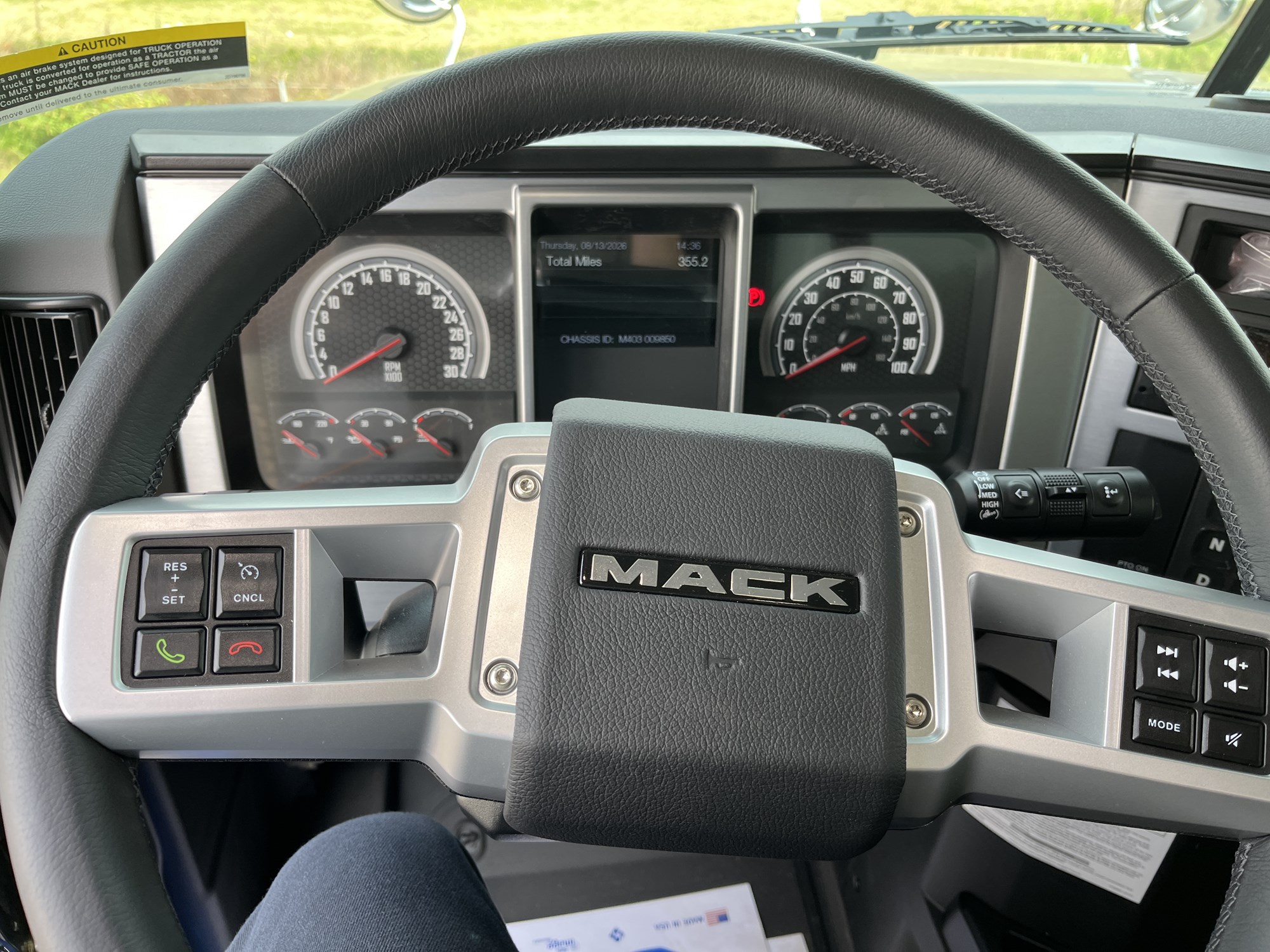 2027 MACK Granite 64FR 2027 MACK Granite 64FR - image 6 of 6