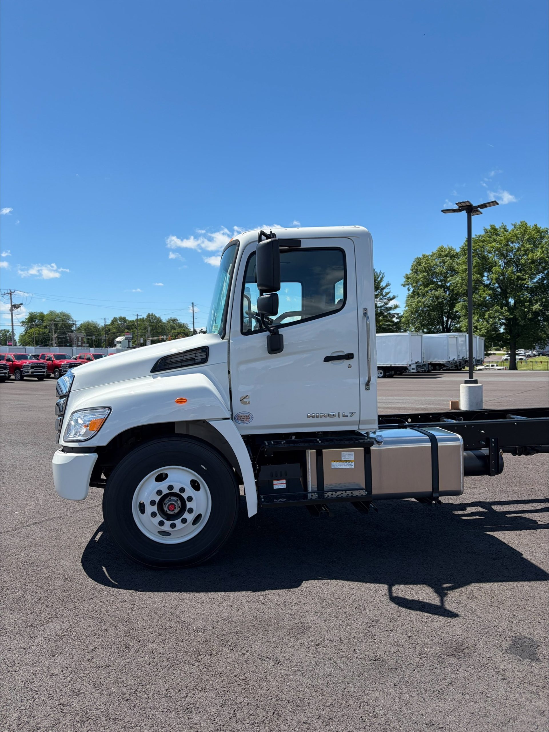 2027 HINO L7 2027 HINO L7 - image 4 of 6