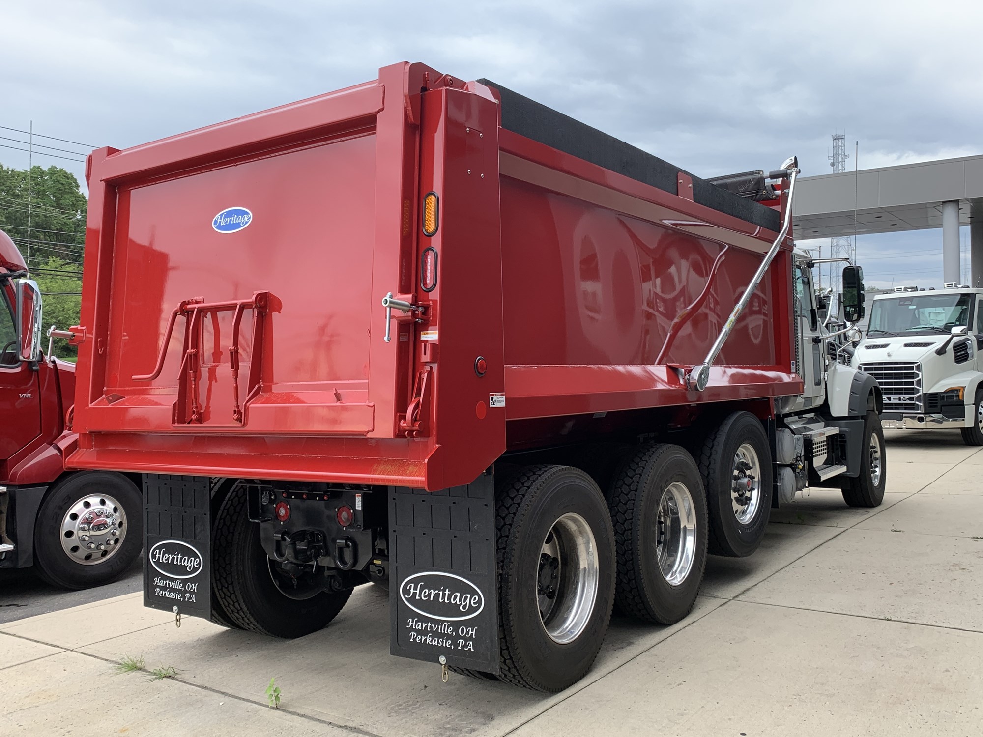 2027 MACK GR84F 2027 MACK GR84F - image 6 of 6