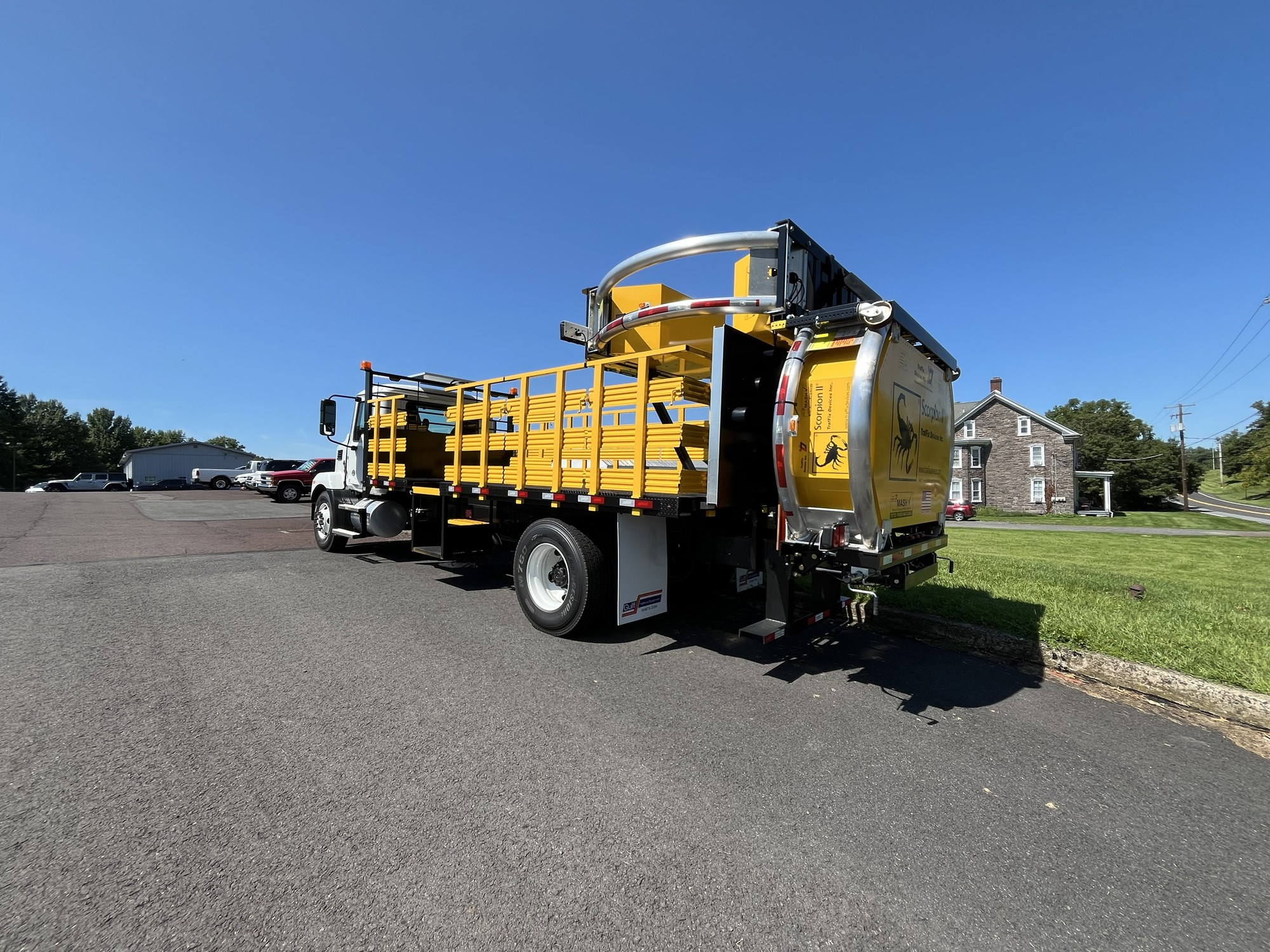 2027 MACK MD642 2027 MACK MD642 - image 2 of 5