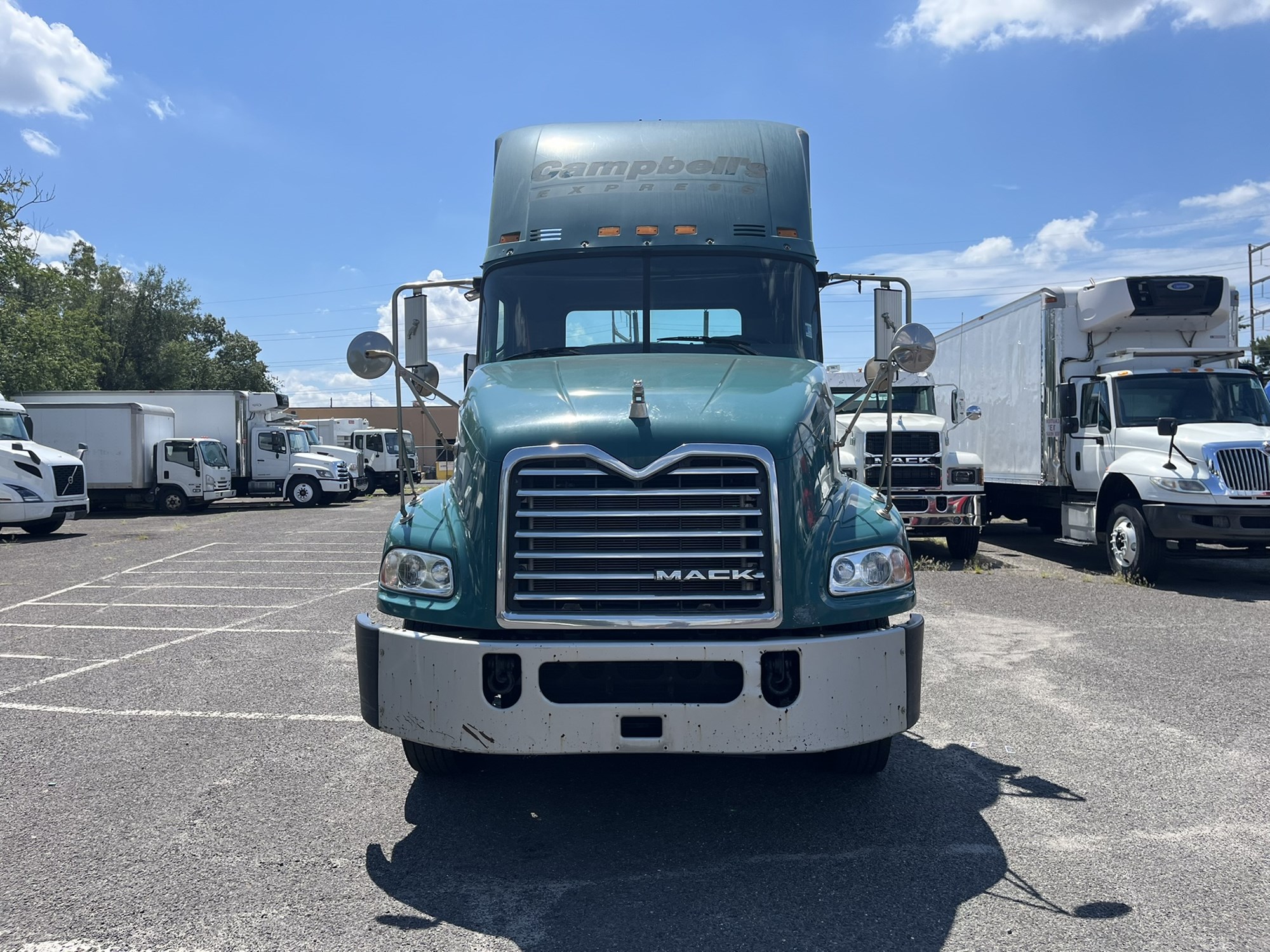 2015 MACK CXU612 2015 MACK CXU612 - image 2 of 6