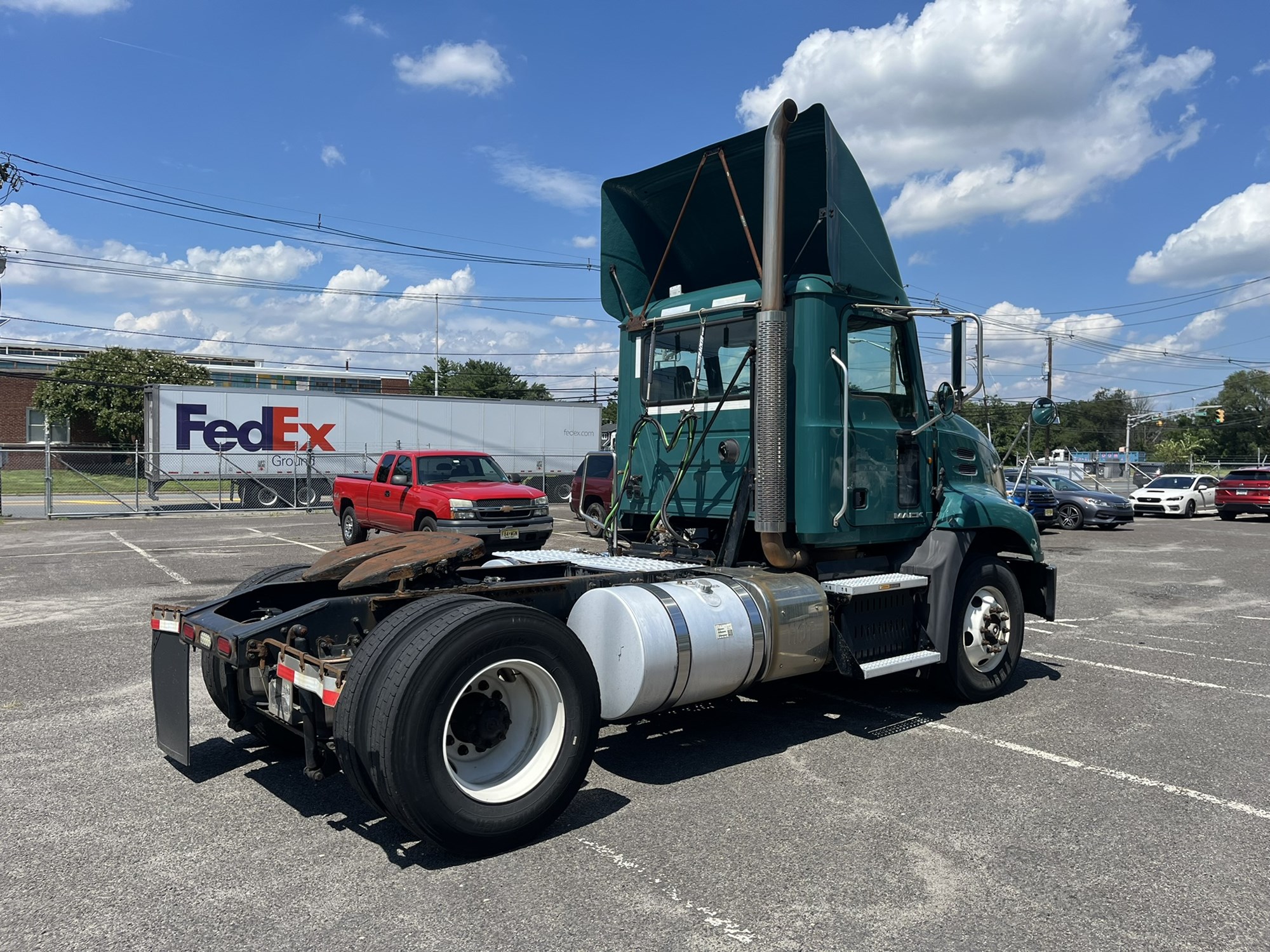 2015 MACK CXU612 2015 MACK CXU612 - image 4 of 6
