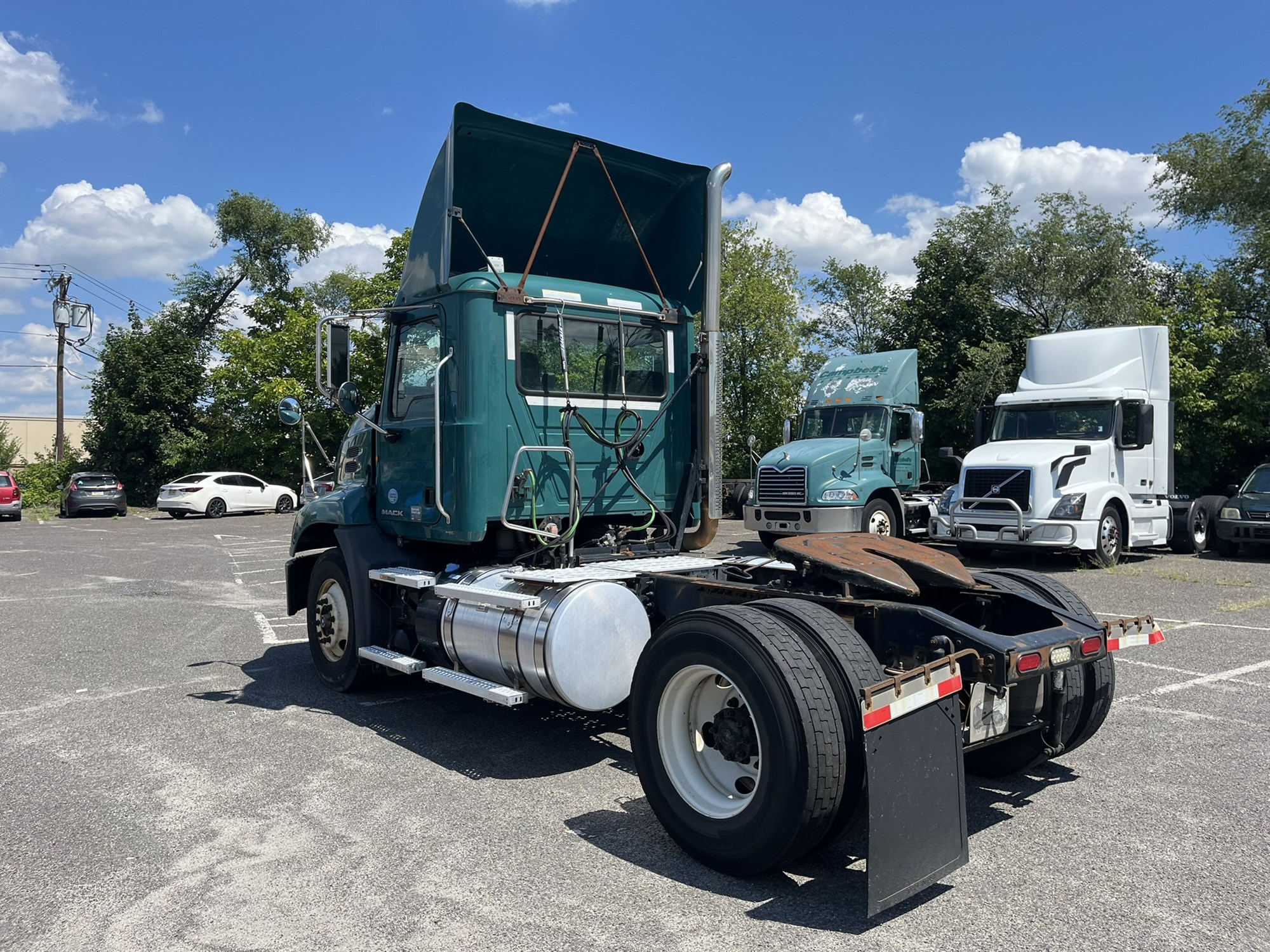 2015 MACK CXU612 2015 MACK CXU612 - image 6 of 6