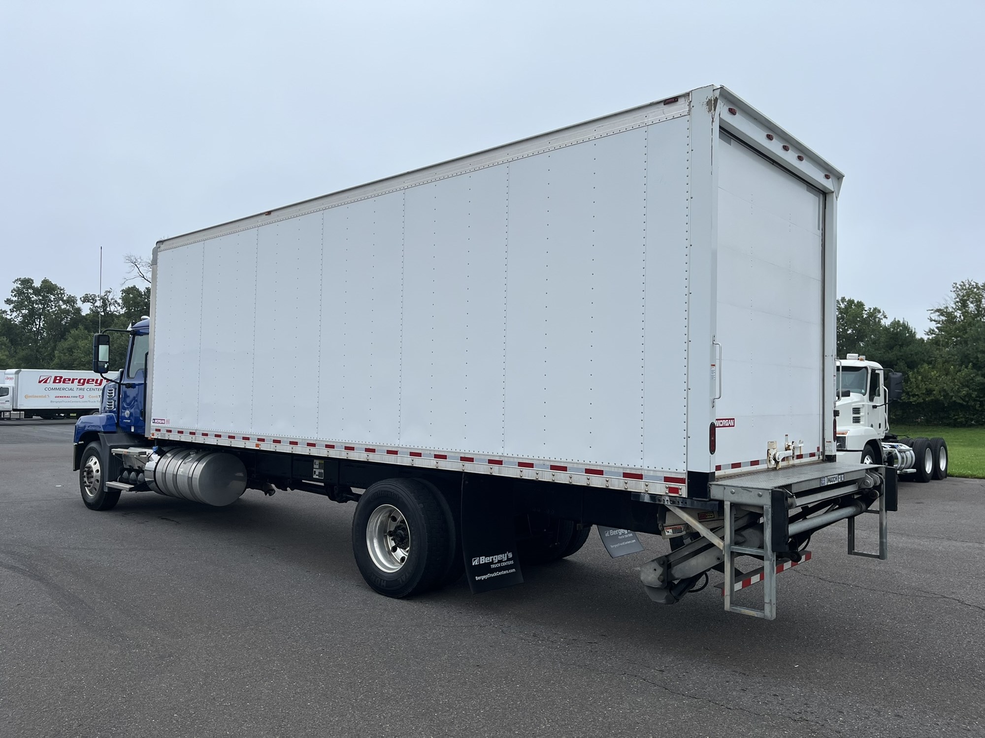 2019 MACK AN42T 2019 MACK AN42T - image 6 of 6