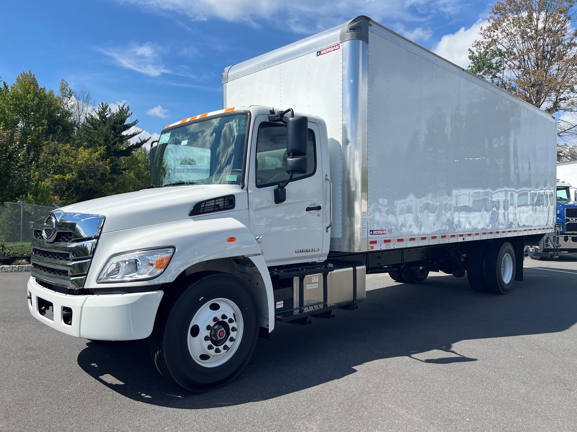 2027 HINO L7 DERATE 2027 HINO L7 DERATE - image 3 of 6