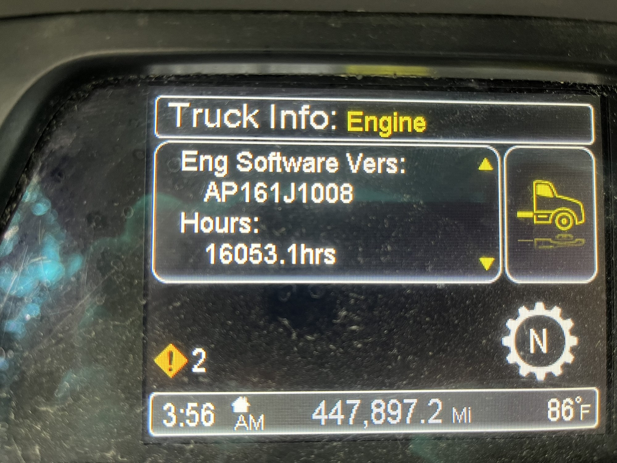 2017 PETERBILT 579 2017 PETERBILT 579 - image 2 of 6