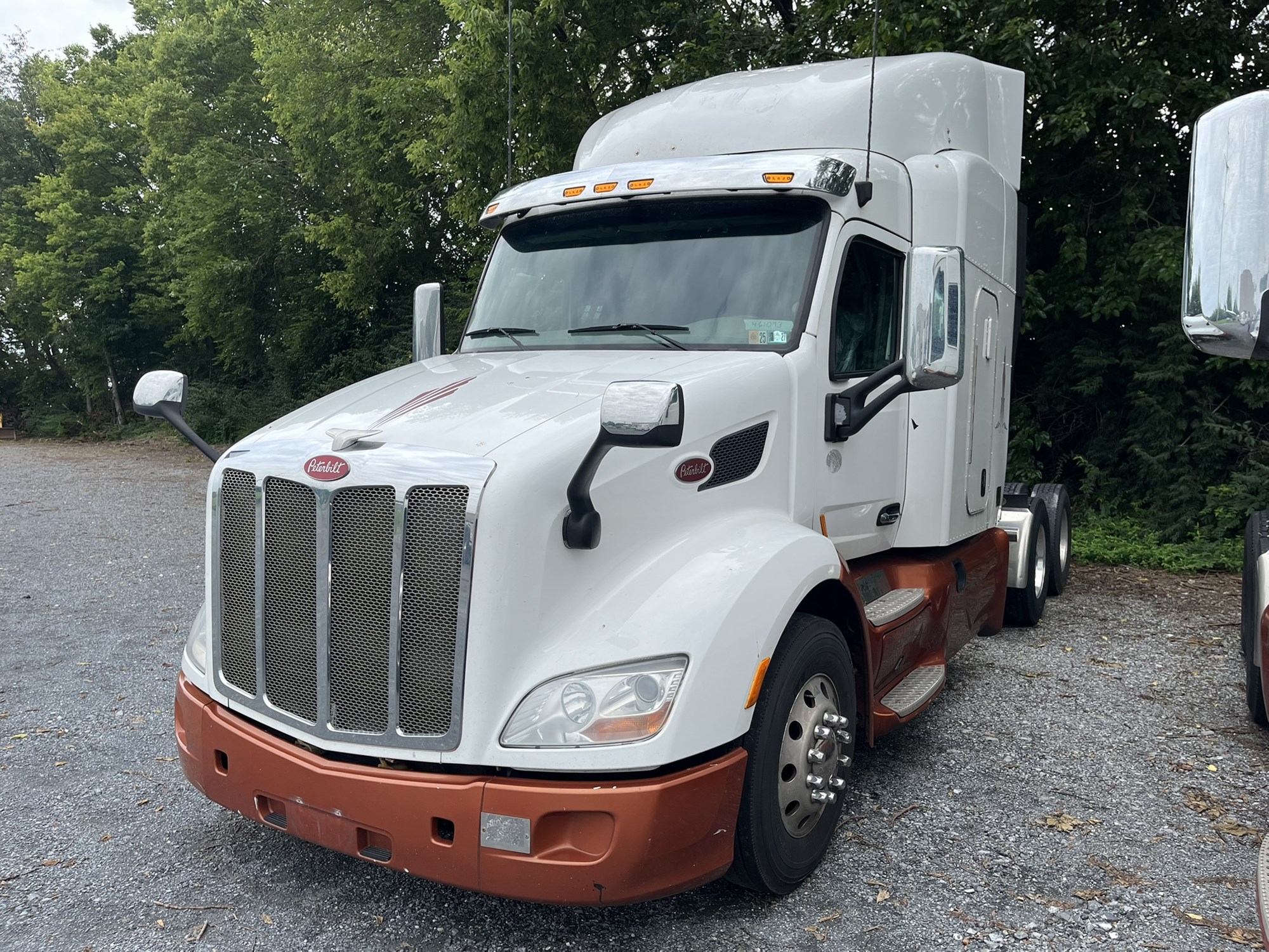 2018 Peterbilt 579 2018 Peterbilt 579 - image 1 of 6