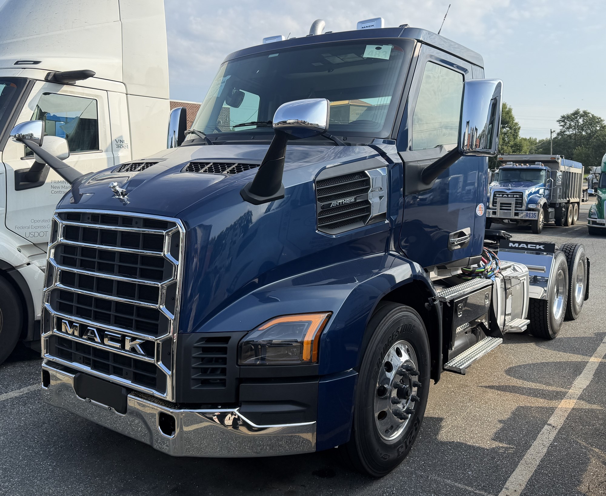 2027 Mack Anthem in New Castle, DE — photo 2