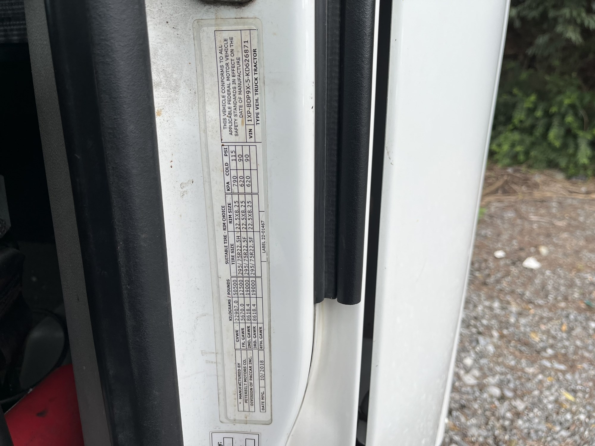 2019 PETERBILT 579 2019 PETERBILT 579 - image 5 of 6