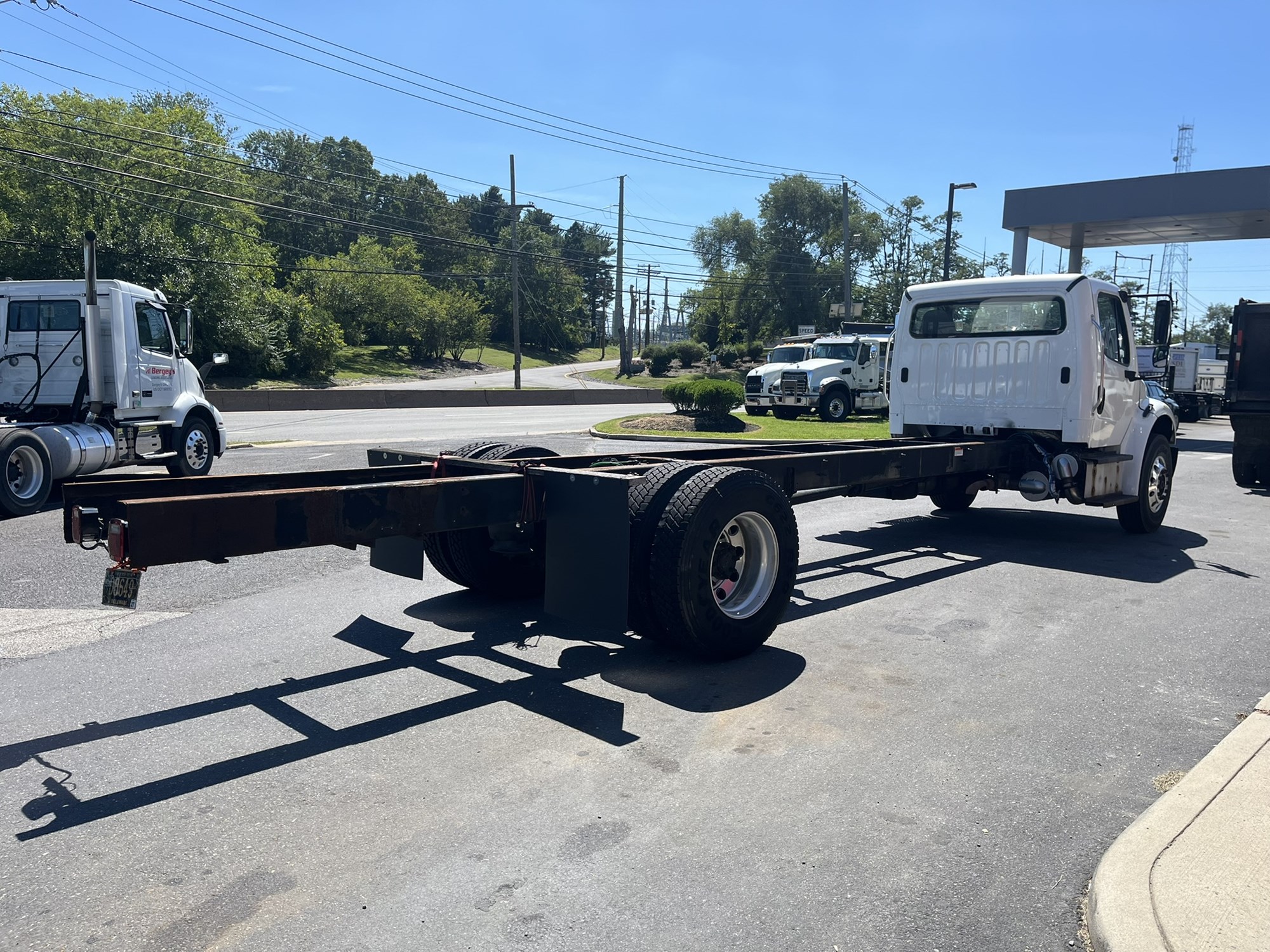2015 FREIGHTLINER M2 2015 FREIGHTLINER M2 - image 4 of 6