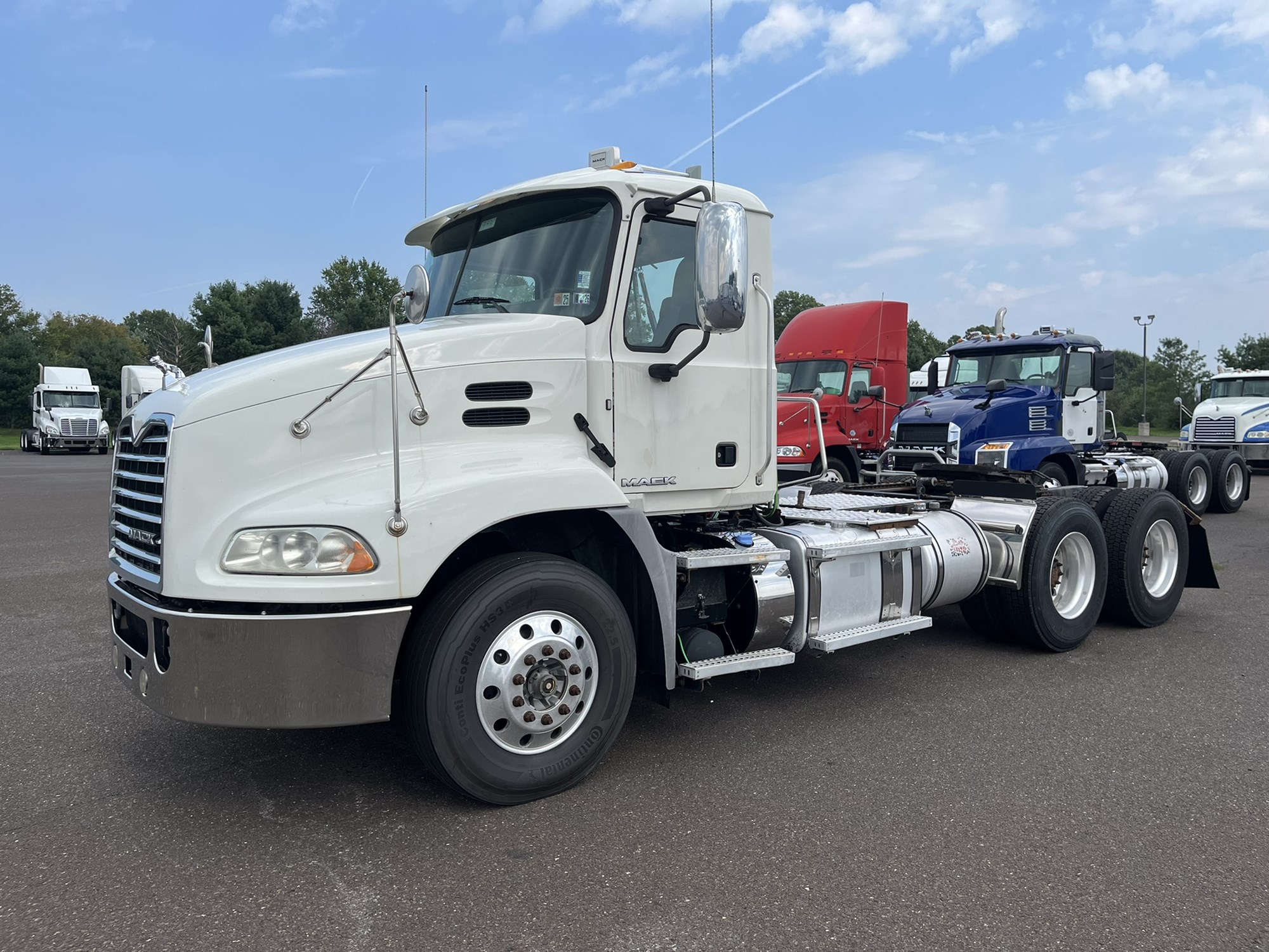 2019 Mack Pinnacle in Souderton, PA