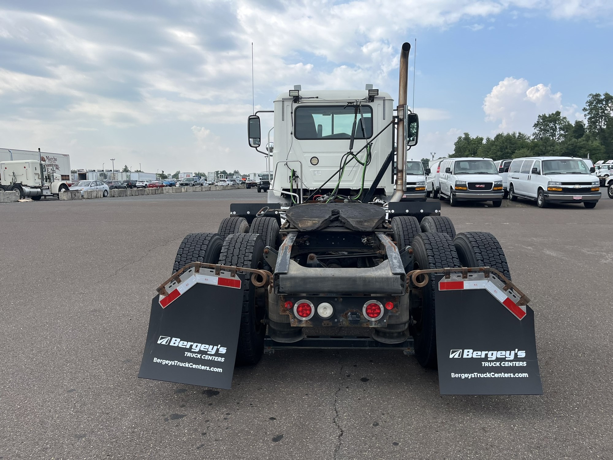 2019 Mack Pinnacle in Souderton, PA — photo 5