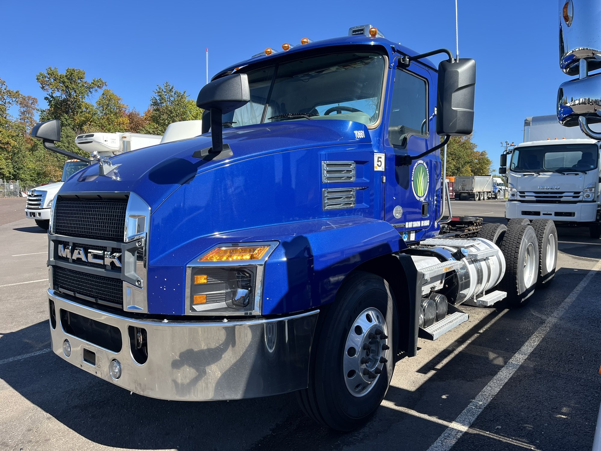 2020 MACK AN64T - image 1 of 3