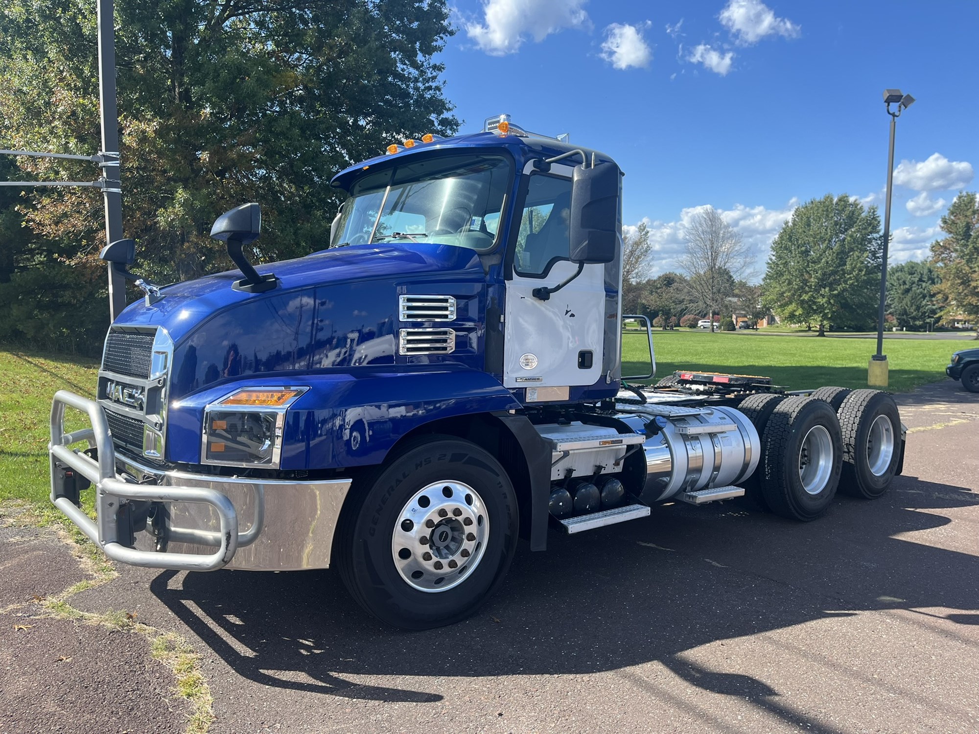 2020 MACK AN64T - image 1 of 3