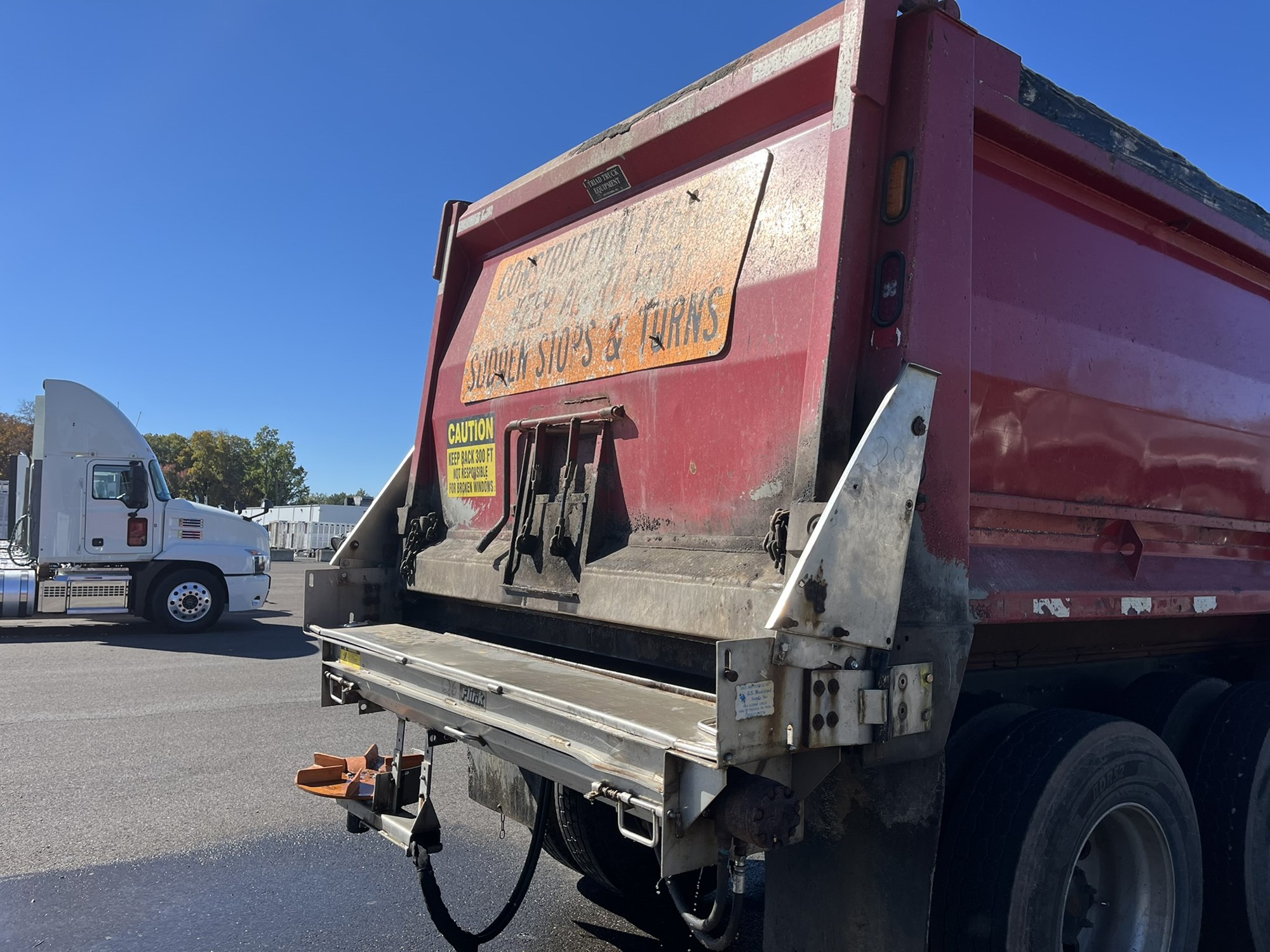 2019 MACK GRANITE - image 6 of 6