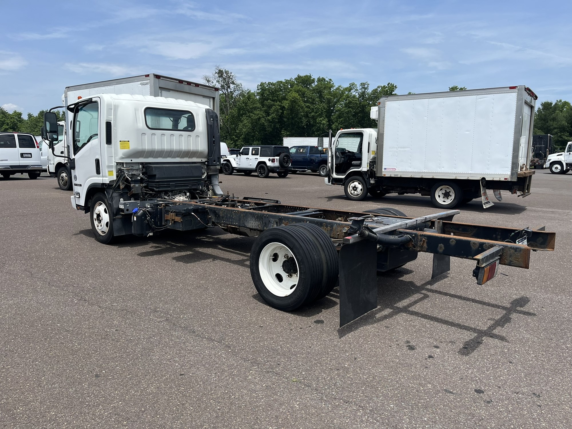 2016 Isuzu NQR in Conshohocken, PA — photo 6