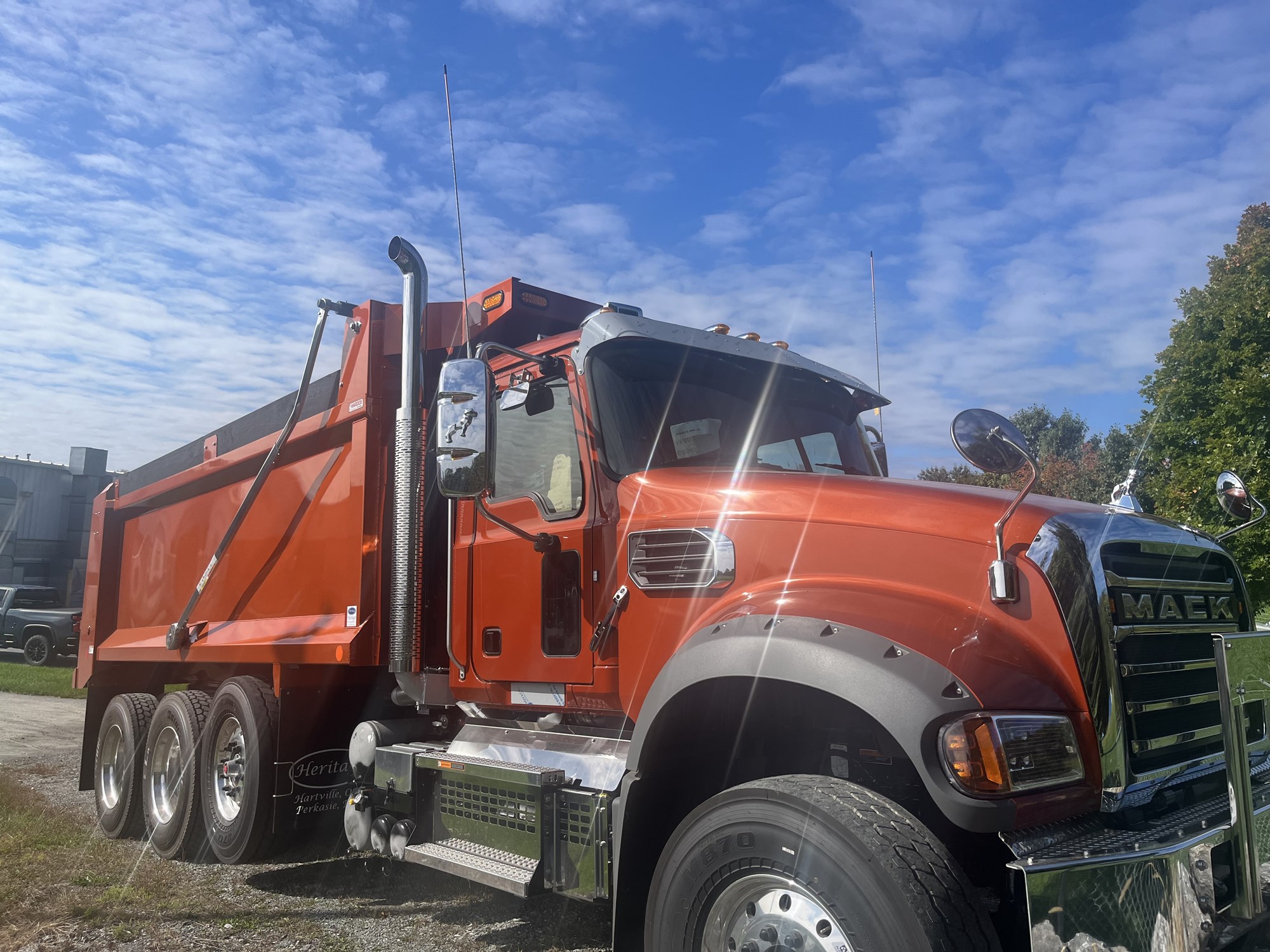 2027 MACK GR84F 2027 MACK GR84F - image 1 of 6