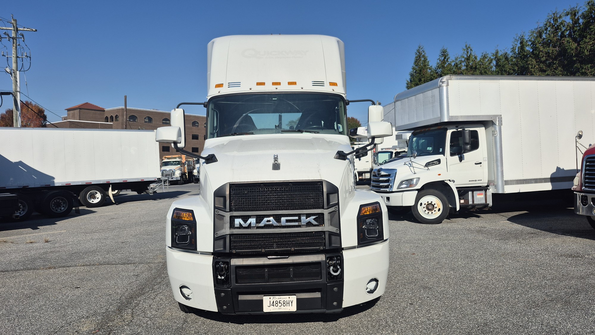 2019 MACK ANTHEM - image 2 of 6
