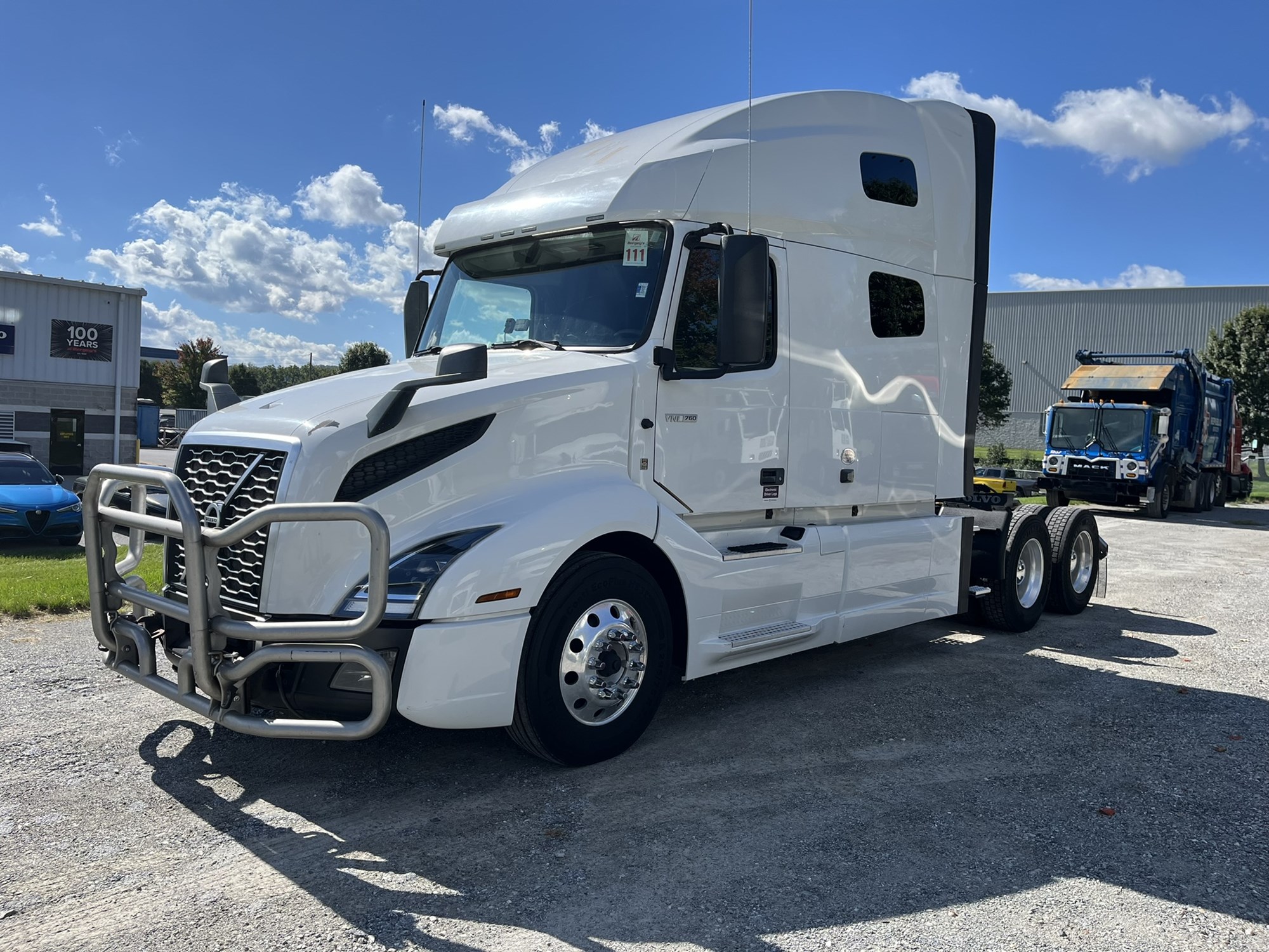 2022 Volvo VNL 760 in Wrightsville, PA