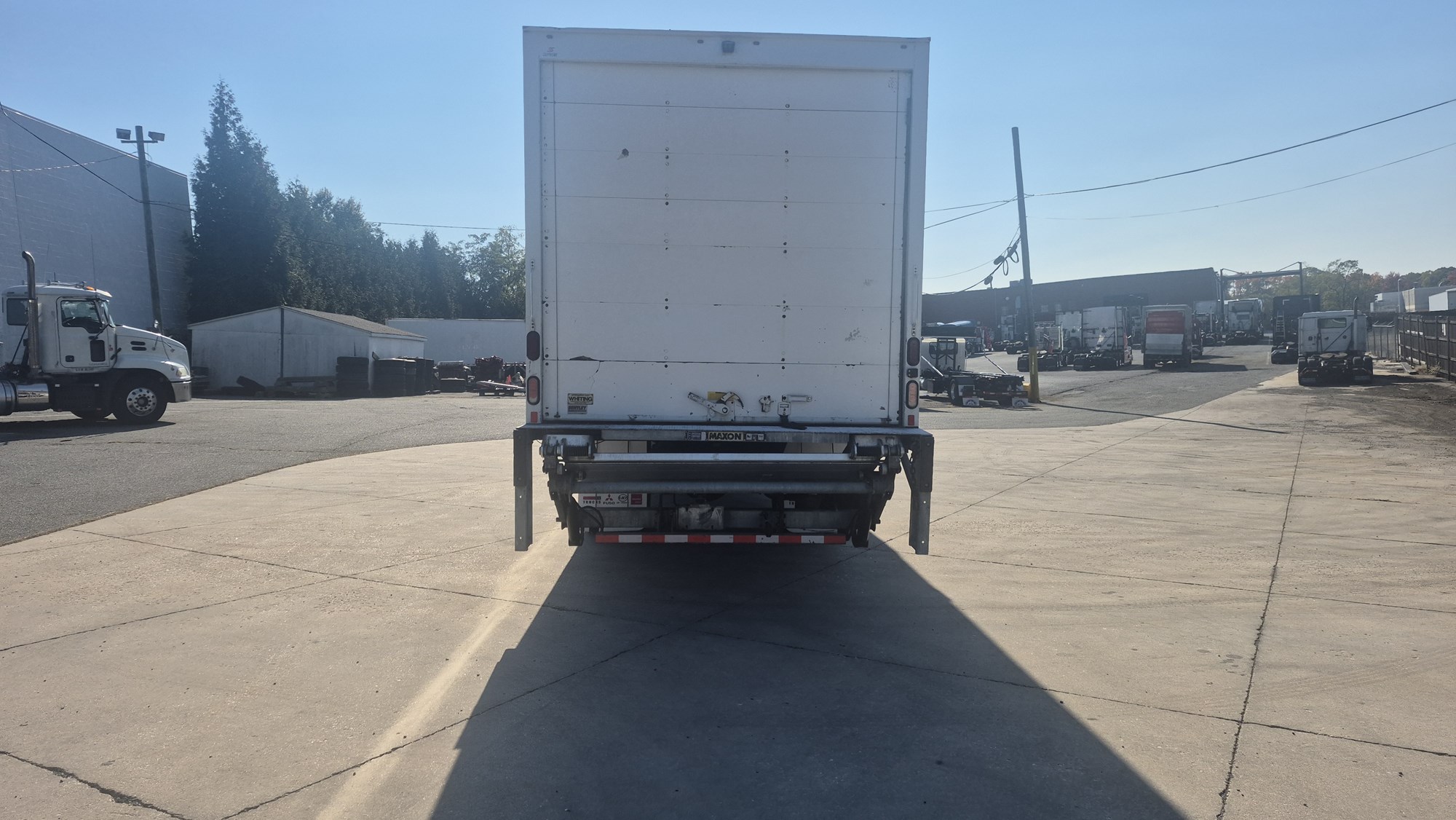 2019 ISUZU FTR - image 4 of 6