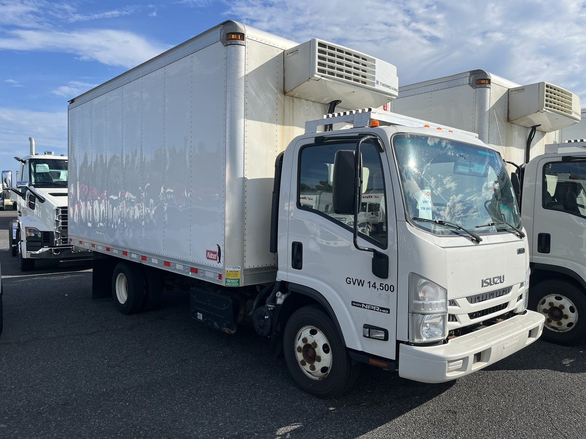 2022 ISUZU NPR - image 1 of 4