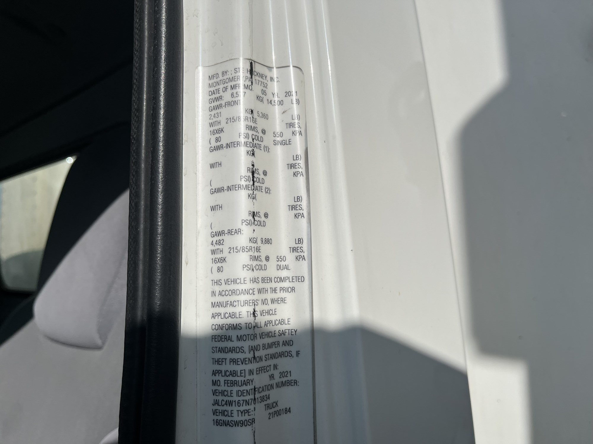 2022 ISUZU NPR - image 4 of 4