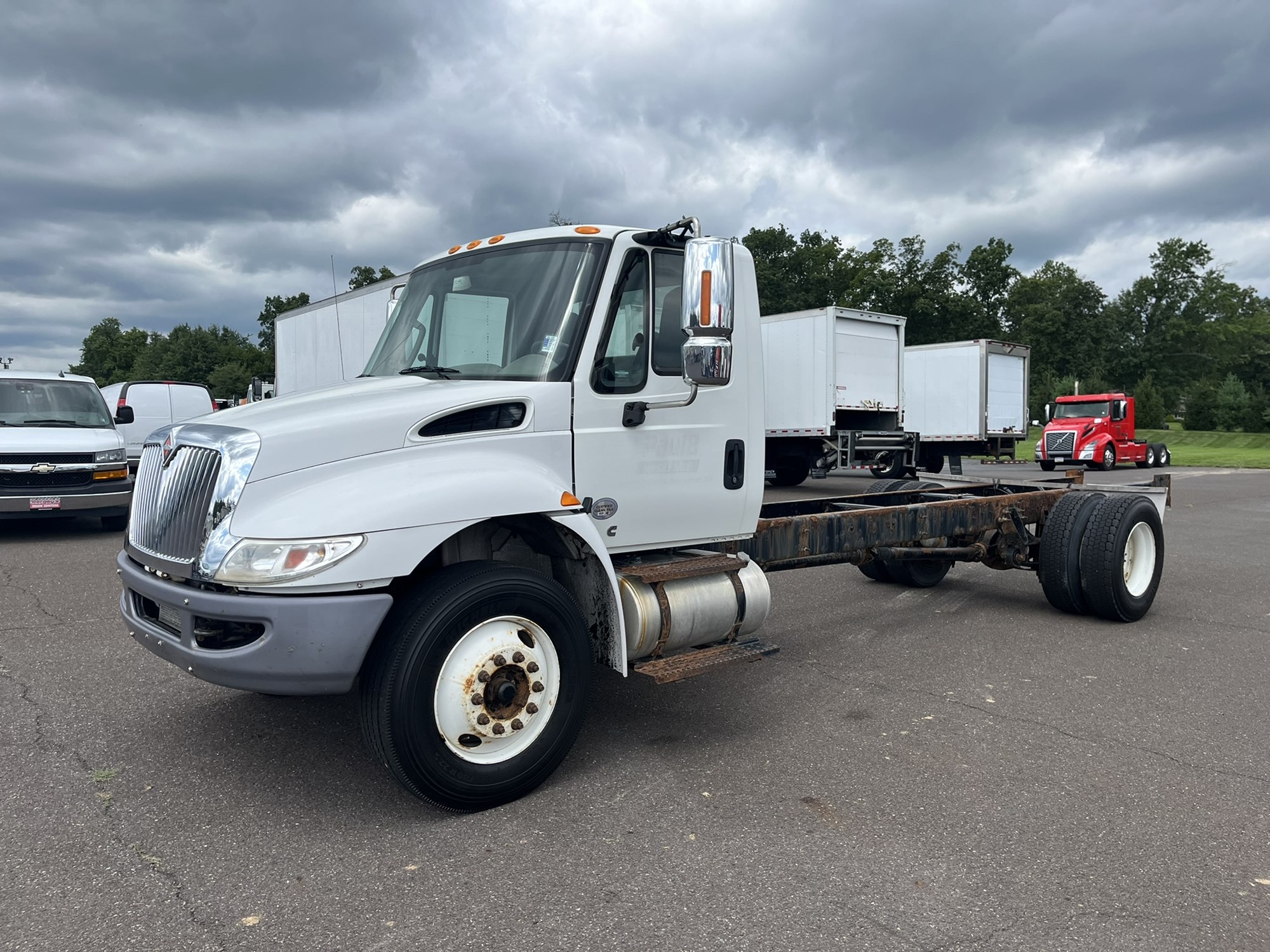 2019 INTERNATIONAL 4300 - image 1 of 6